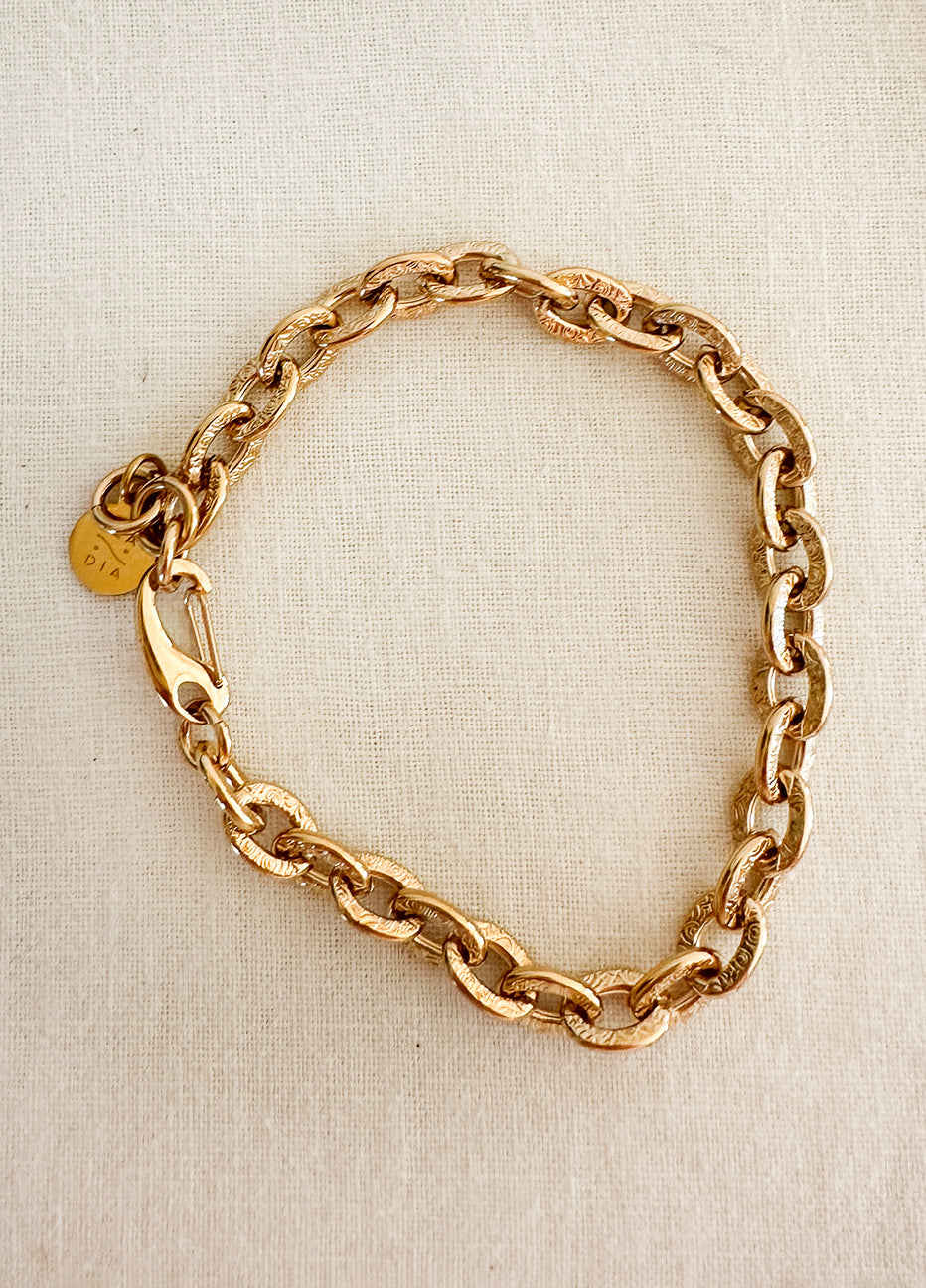 Dea Dia Delara Pattern Chain Bracelet