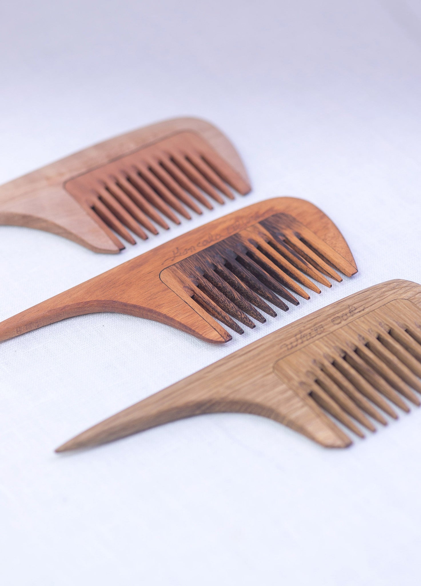 Free Your Hair Carpenter Comb