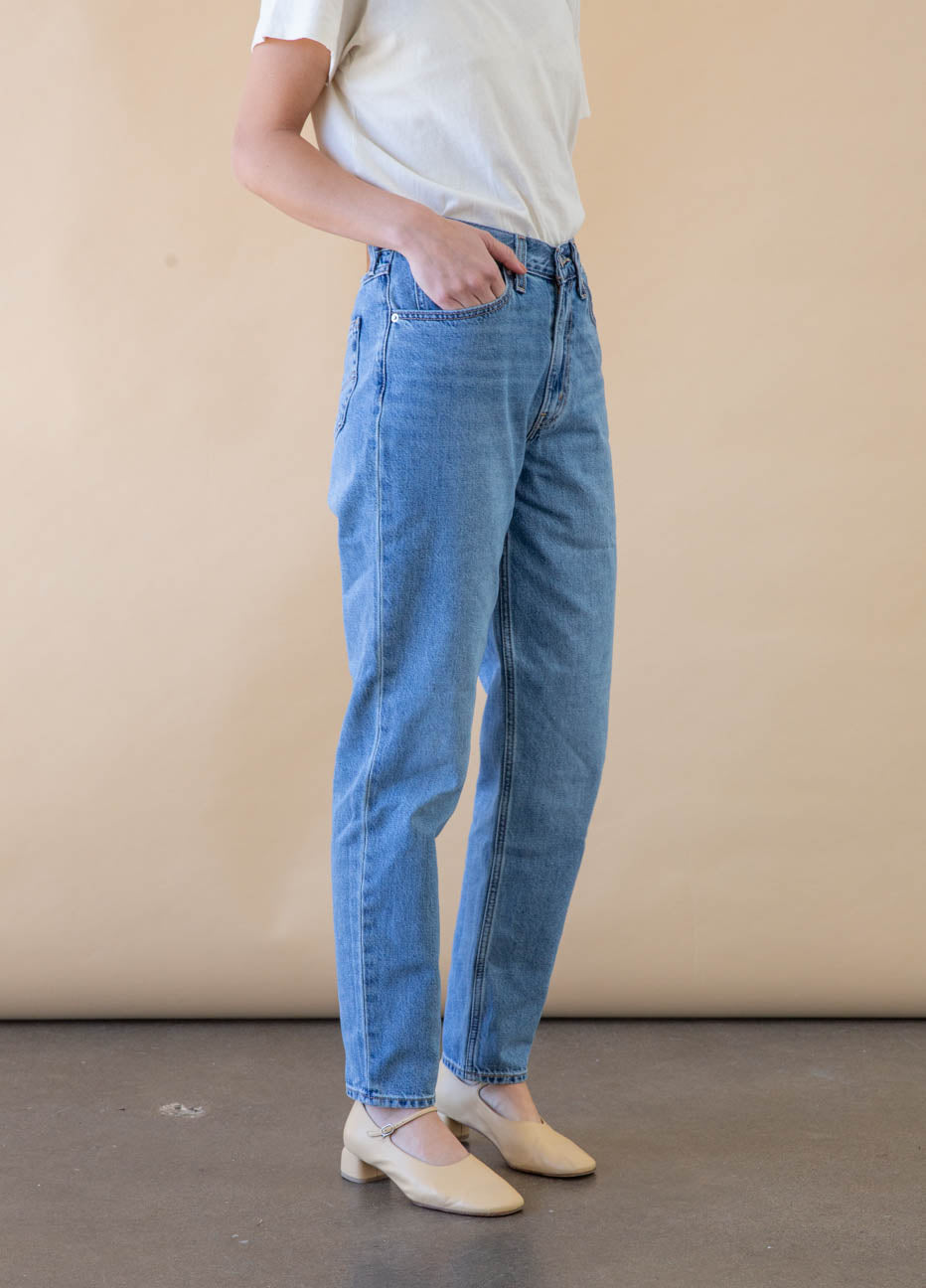 Levi's 80s Mom Jeans